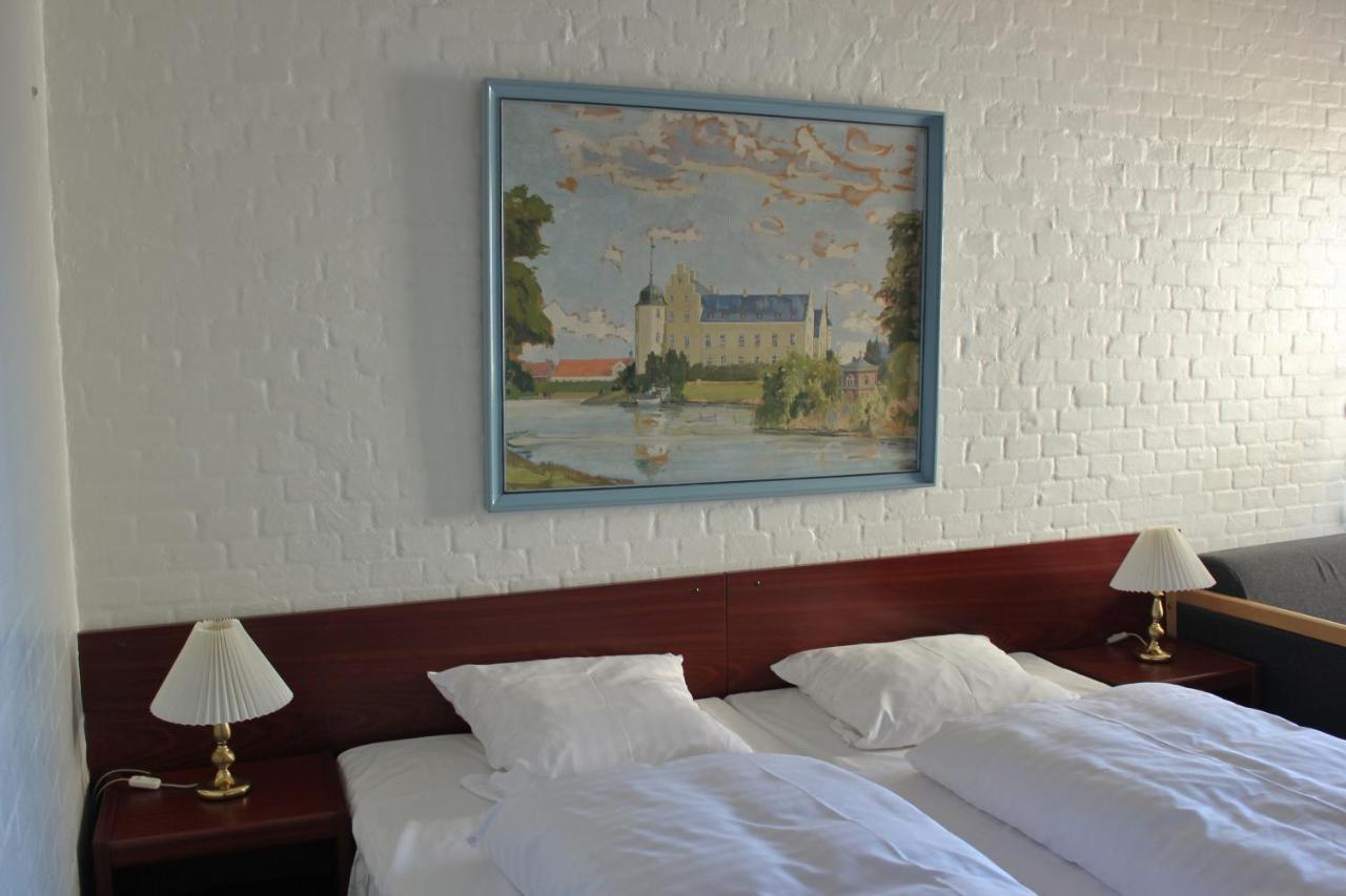 Solyst Kro- Restaurant Og Hotel I/S Aabenraa Exteriör bild
