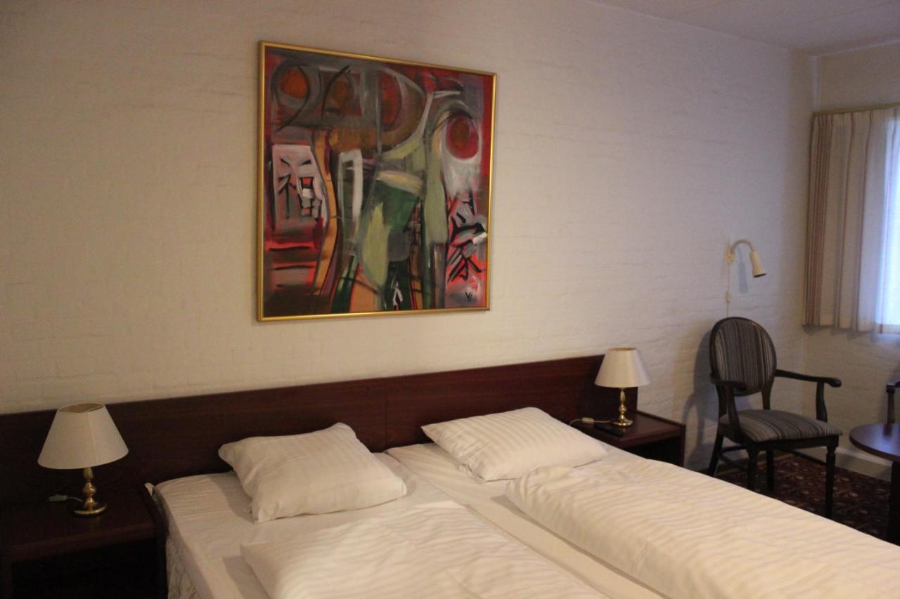 Solyst Kro- Restaurant Og Hotel I/S Aabenraa Exteriör bild