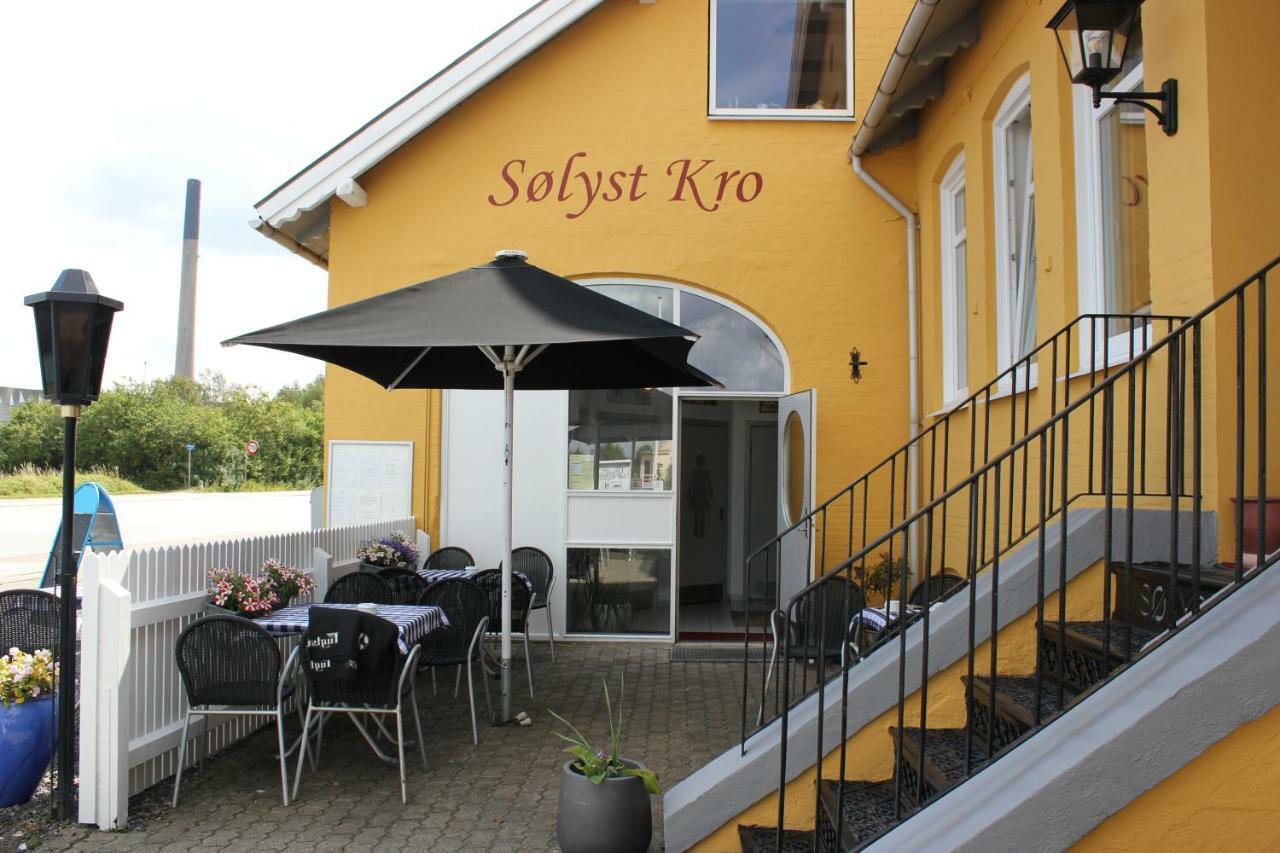 Solyst Kro- Restaurant Og Hotel I/S Aabenraa Exteriör bild